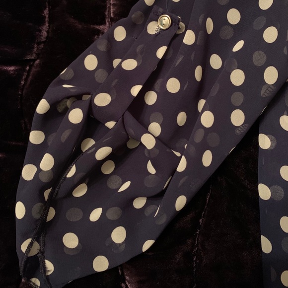 Blue & white polka dot A’gaci blouse - Picture 3 of 3